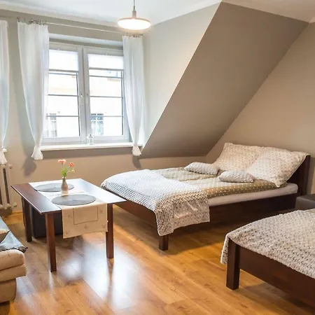 Aksamit Проживание в семье *